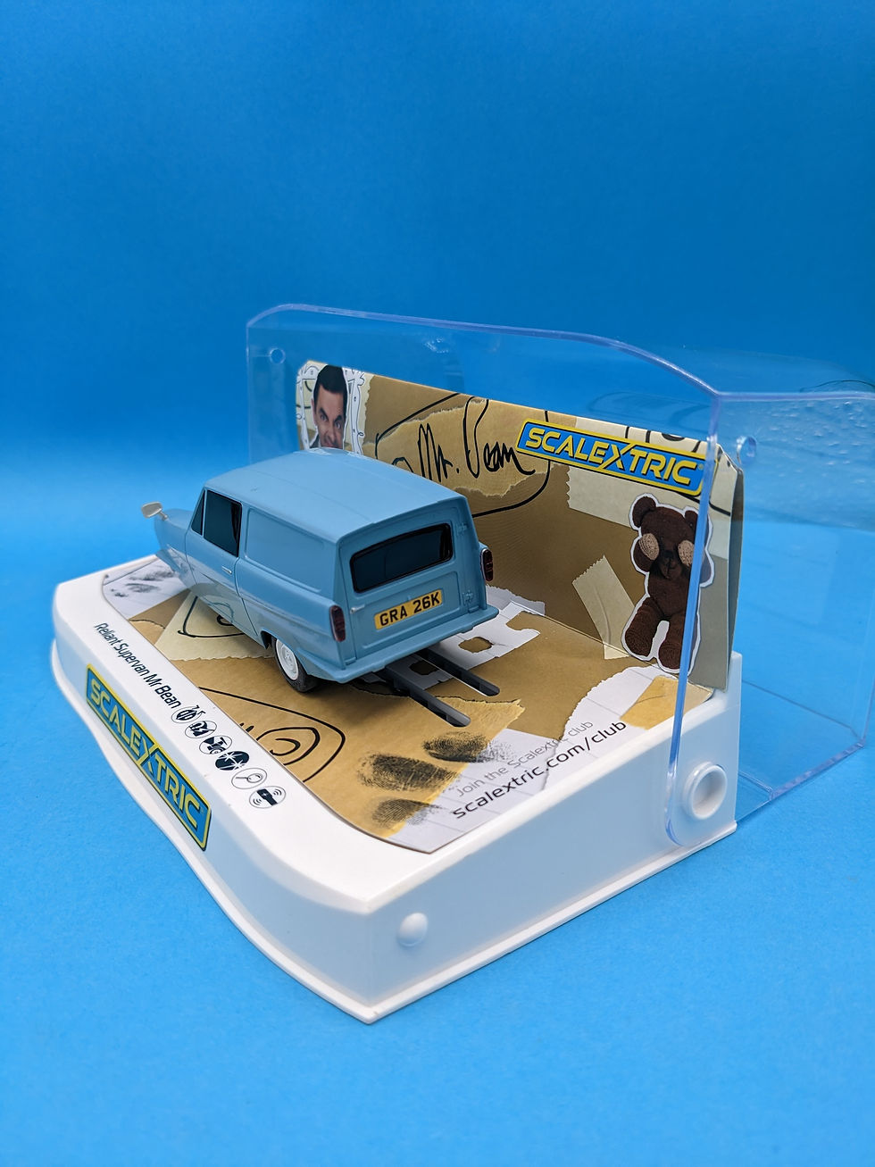Thumbnail: Scalextric C4259 Reliant Supervan Mr. Bean