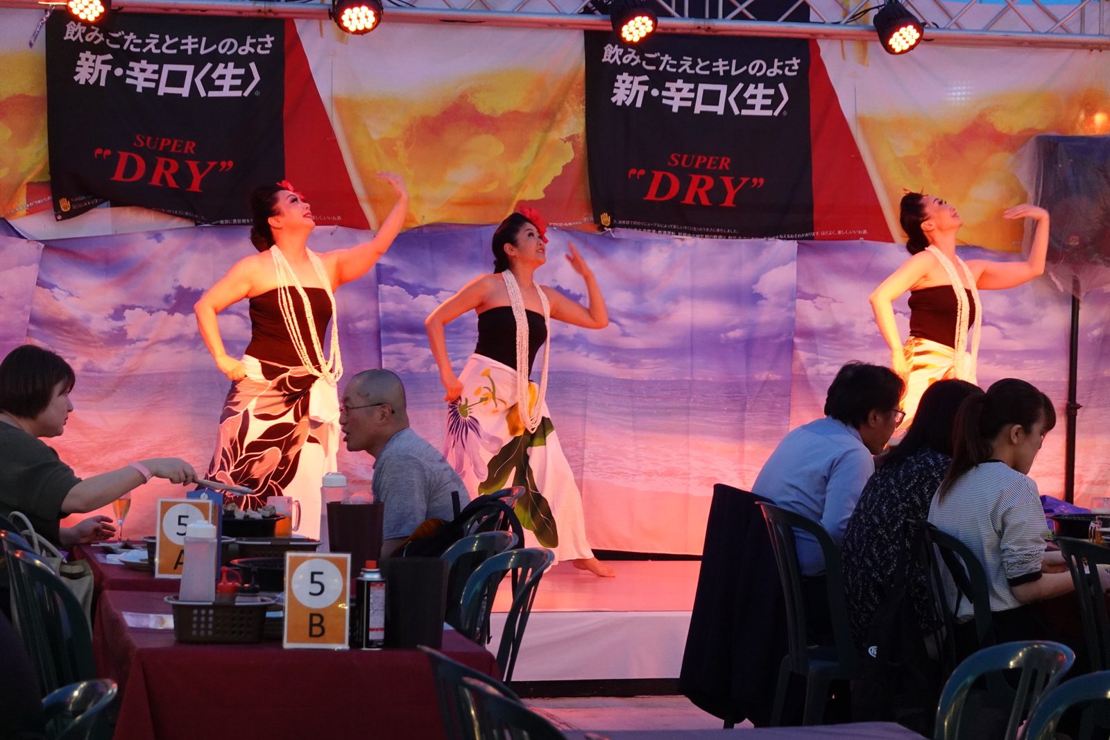 PARCOで踊るメンバー（4）