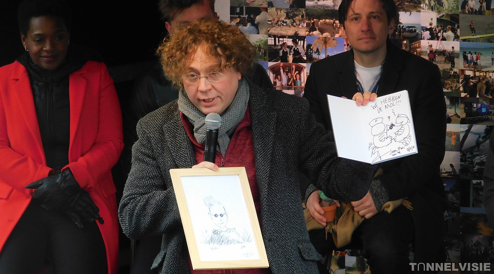 Jean-Marc veilt zijn tekeningen