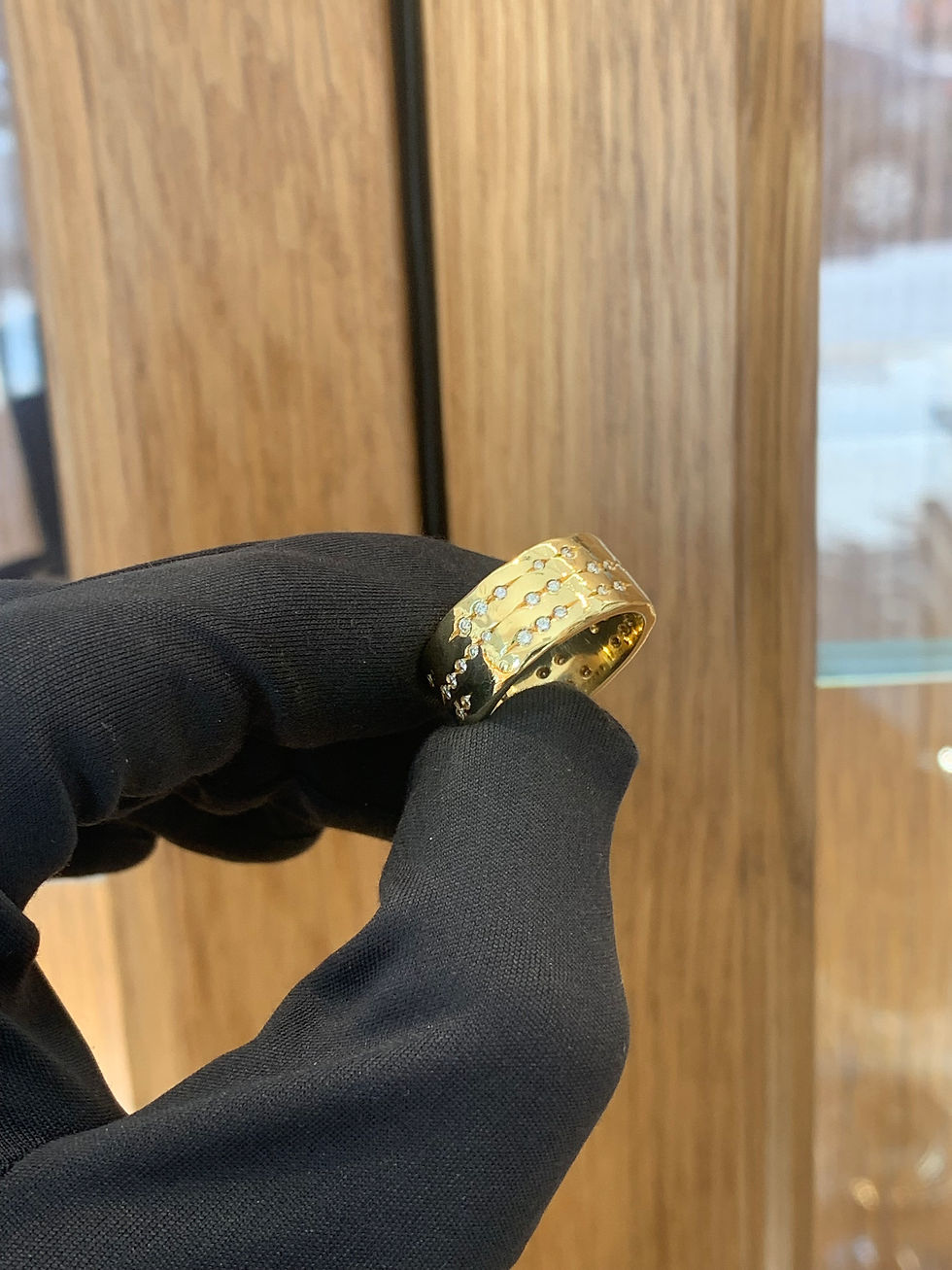 Thumbnail: H-Stern 18k Gold Diamond Band