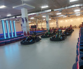 Balapan yang tidak biaza, bersama dengan drift inc istana Plaza!