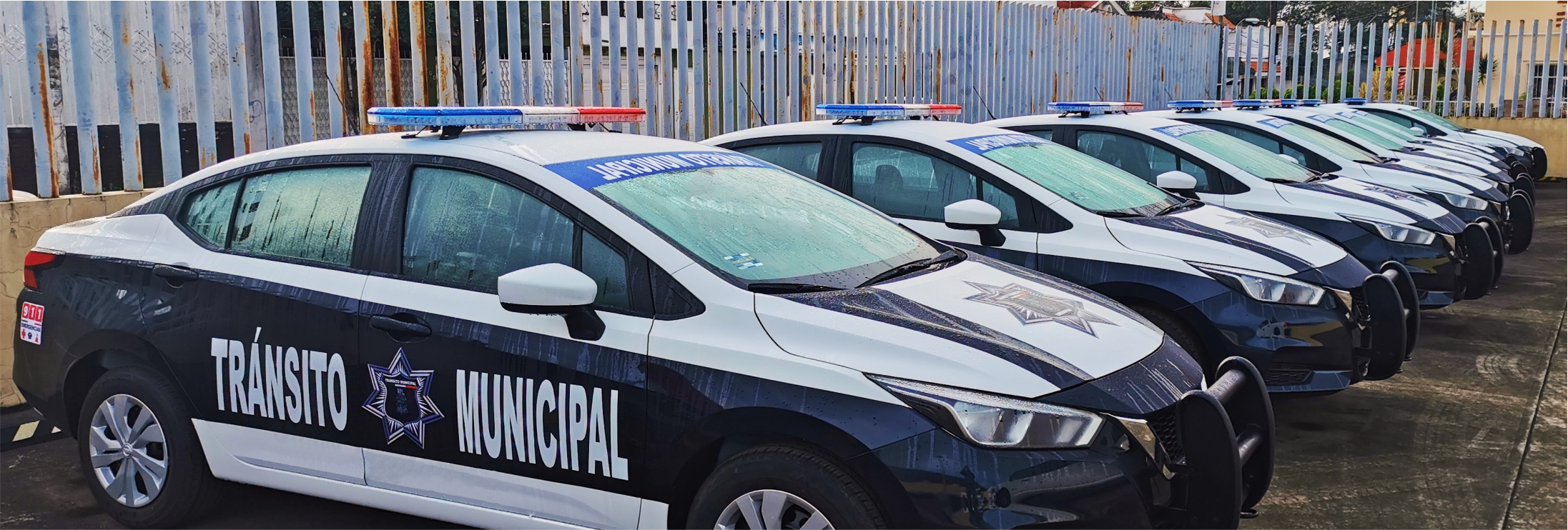PATRULLA SEDAN