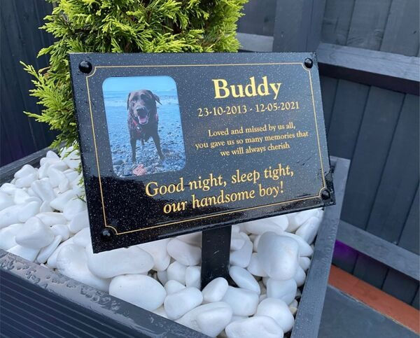 Thumbnail: Memorial Name Plate