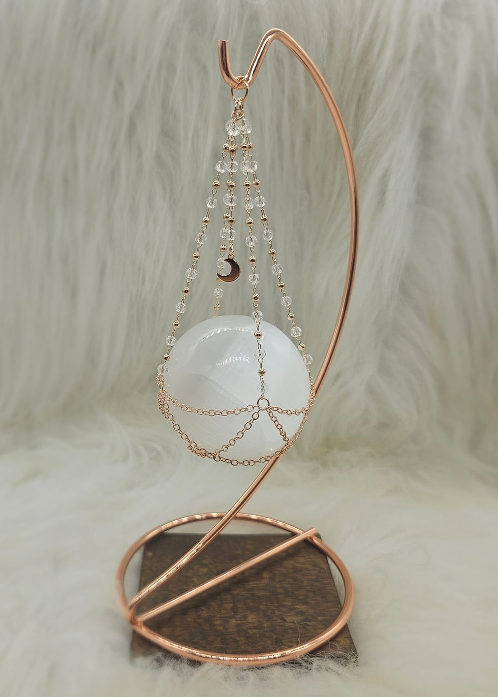 Thumbnail: Hanging Crystal Sphere Stand