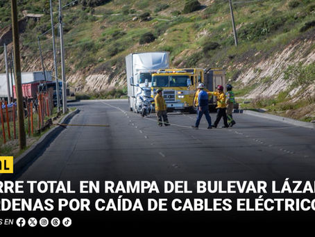 Cierre total en rampa del bulevar Lázaro Cárdenas por caída de cables eléctricos