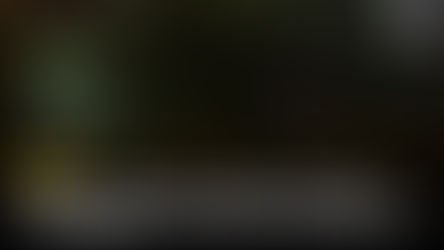 Taxista resulta con ambas piernas fracturadas tras caer a un barranco