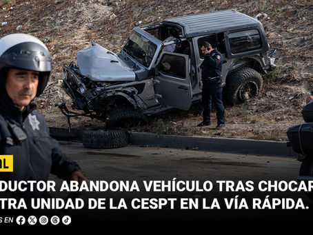 Conductor abandona vehÃculo tras chocar contra unidad de la CESPT en la VÃa Rápida Poniente
