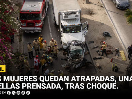 Dos mujeres quedan atrapadas, una de ellas prensada, tras choque