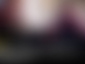 Padre e hijo, sobre el asfalto de la Colonia Alemán