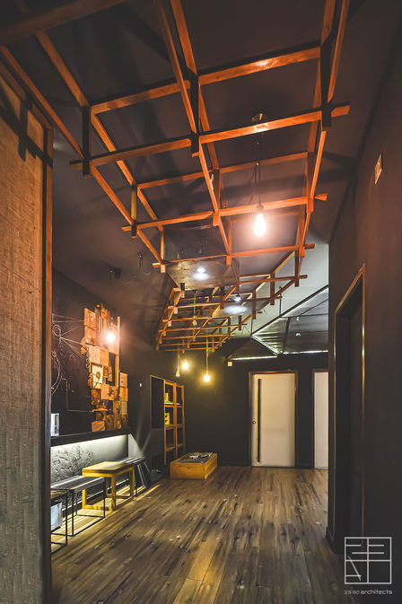 BlackBox view 11 - design office | interior & renovation by 23/90 Architects