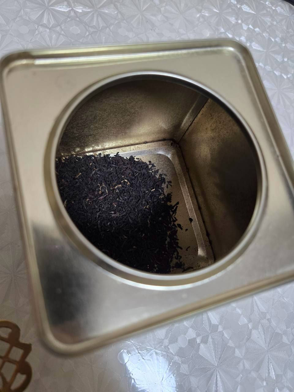 茶葉の底見え。