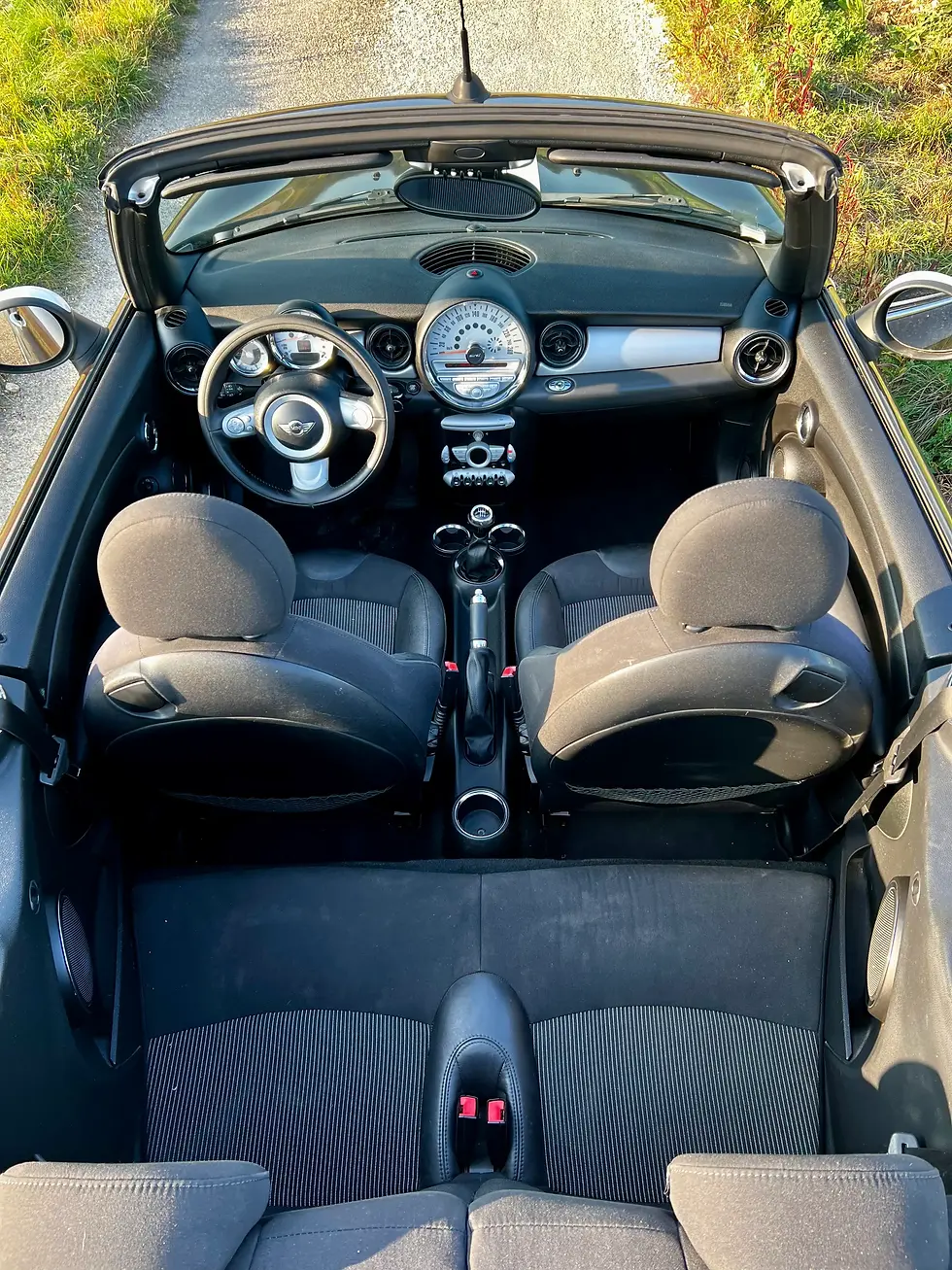 Miniature : Mini cooper Cabriolet 120ch - R57 - 2009