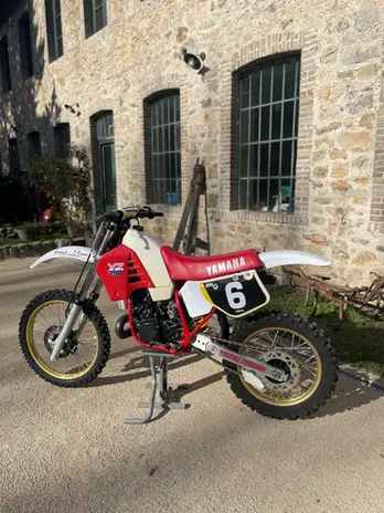 Yamaha 250 YZ 1986 remise à neuf par HEURTIER Classic