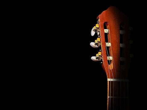 bru-no-guitar-2141119_1920.jpg
