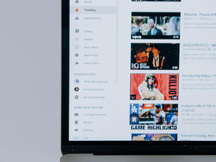 YouTube Title Generator: Why AI-Optimized Titles Get More Clicks