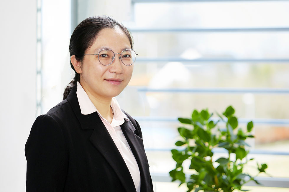 Heather Zhu_1.jpg