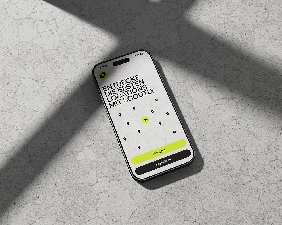 Modernes Smartphone mit der Scoutly-App, die die besten Locations anzeigt. Klare UI mit Kartenansicht und einfachen Login-Optionen.