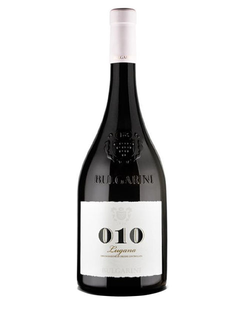 Dunkle Weinflasche BIBBOGHEINI mit '010' auf weißem Etikett