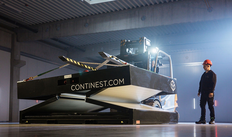 20220922-09242191-2048x1366 (1)_edited.jpg