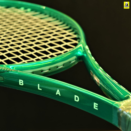Wilson Blade 100 PRO V10 | Mister Keen Sports Goods Ltd