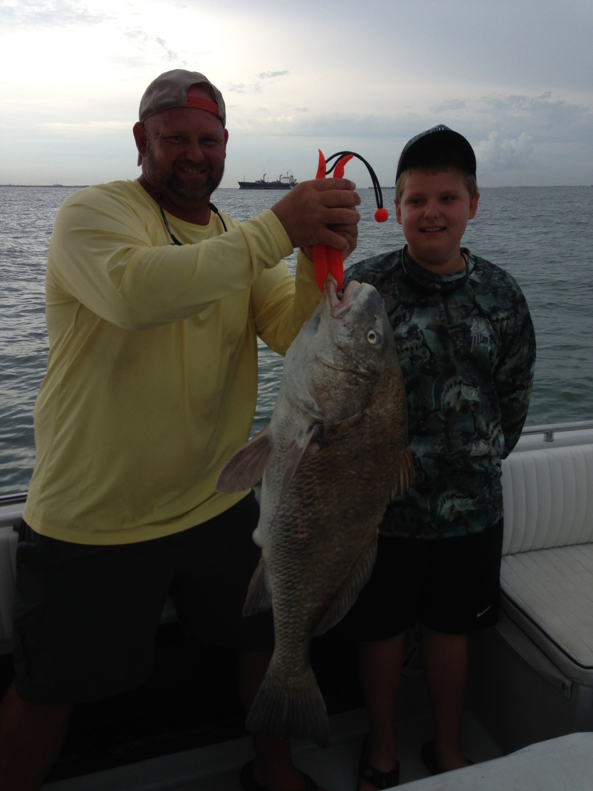 www.ReelMenFishingCharters.com