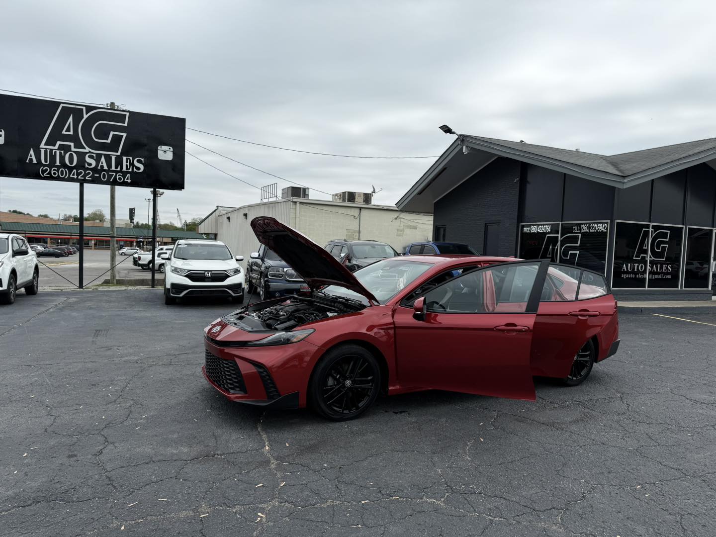 2025 Toyota Camry XSE's photo