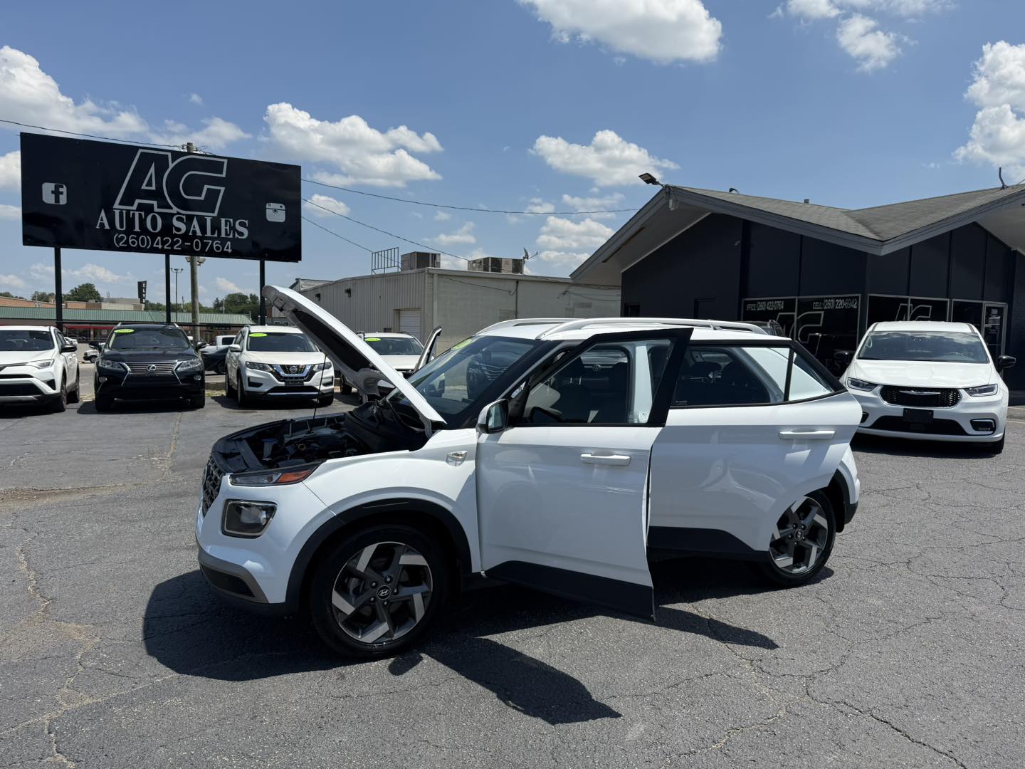 2021 Hyundai Venue SEL's photo