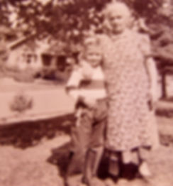 Noni & Paul 1.jpeg