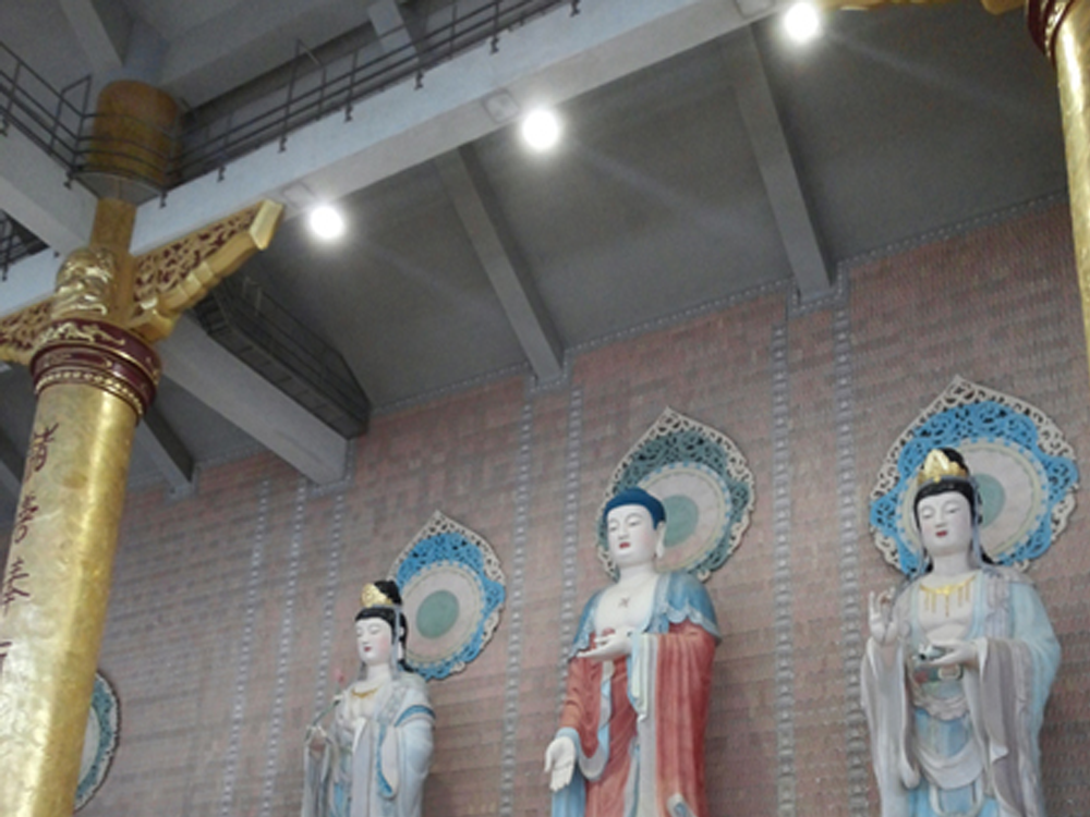 True Buddha Temple 臺灣雷藏寺