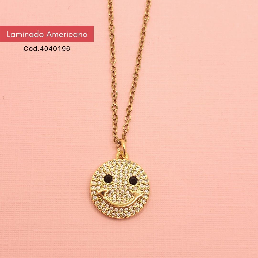 Dije de Carita Brillante y Ojitos Negros