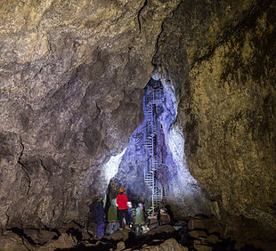 Vatnshellir-5-1024x1536 (1).jpg