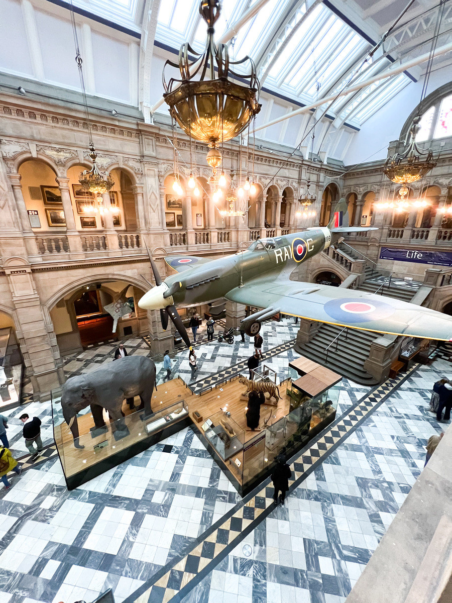 Hall muzeum Kelvingrove