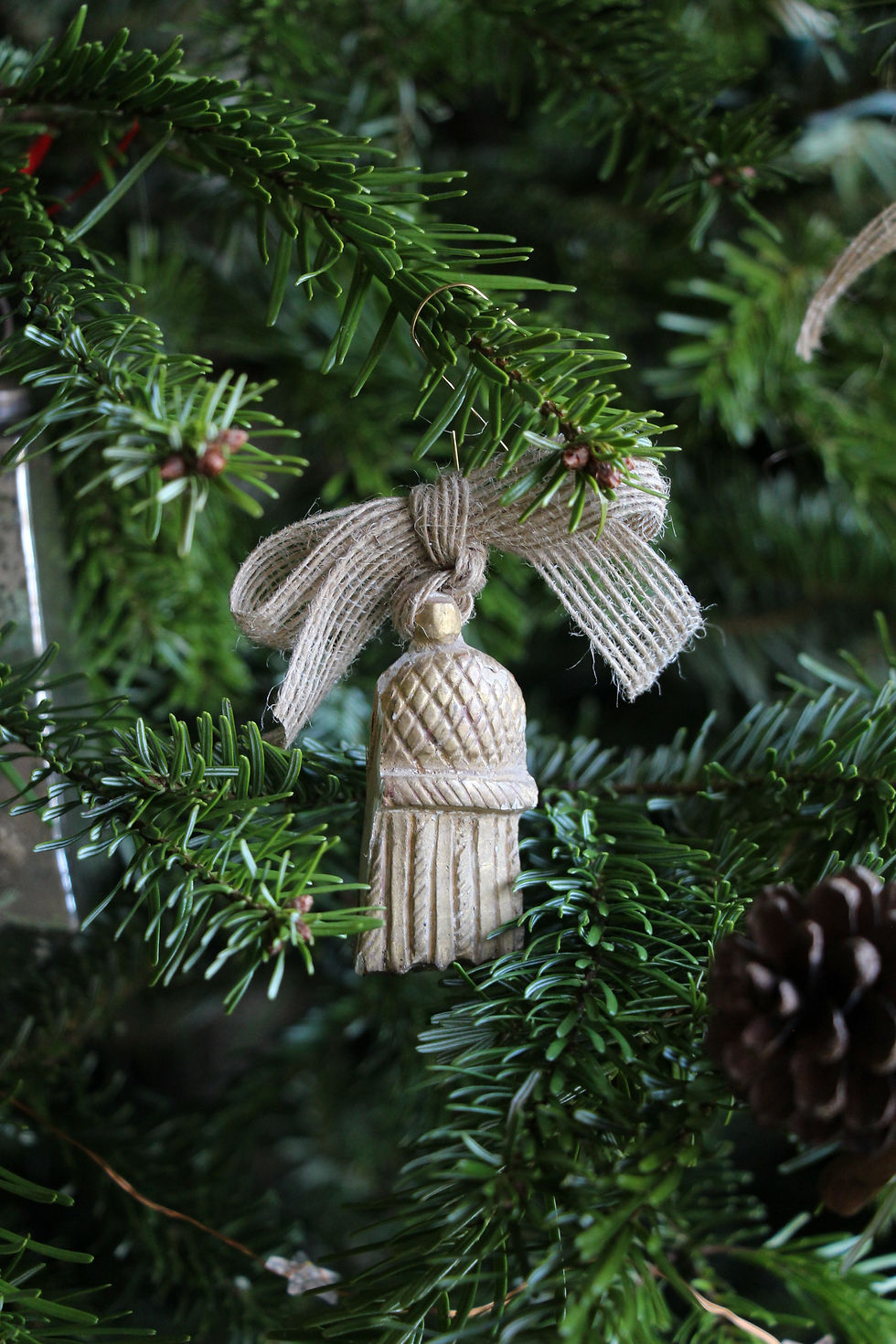 Thumbnail: Décorations de Noël en bois doré