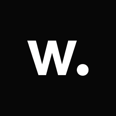 Awwwards Honors recognition badge for Leia Vallante Studio