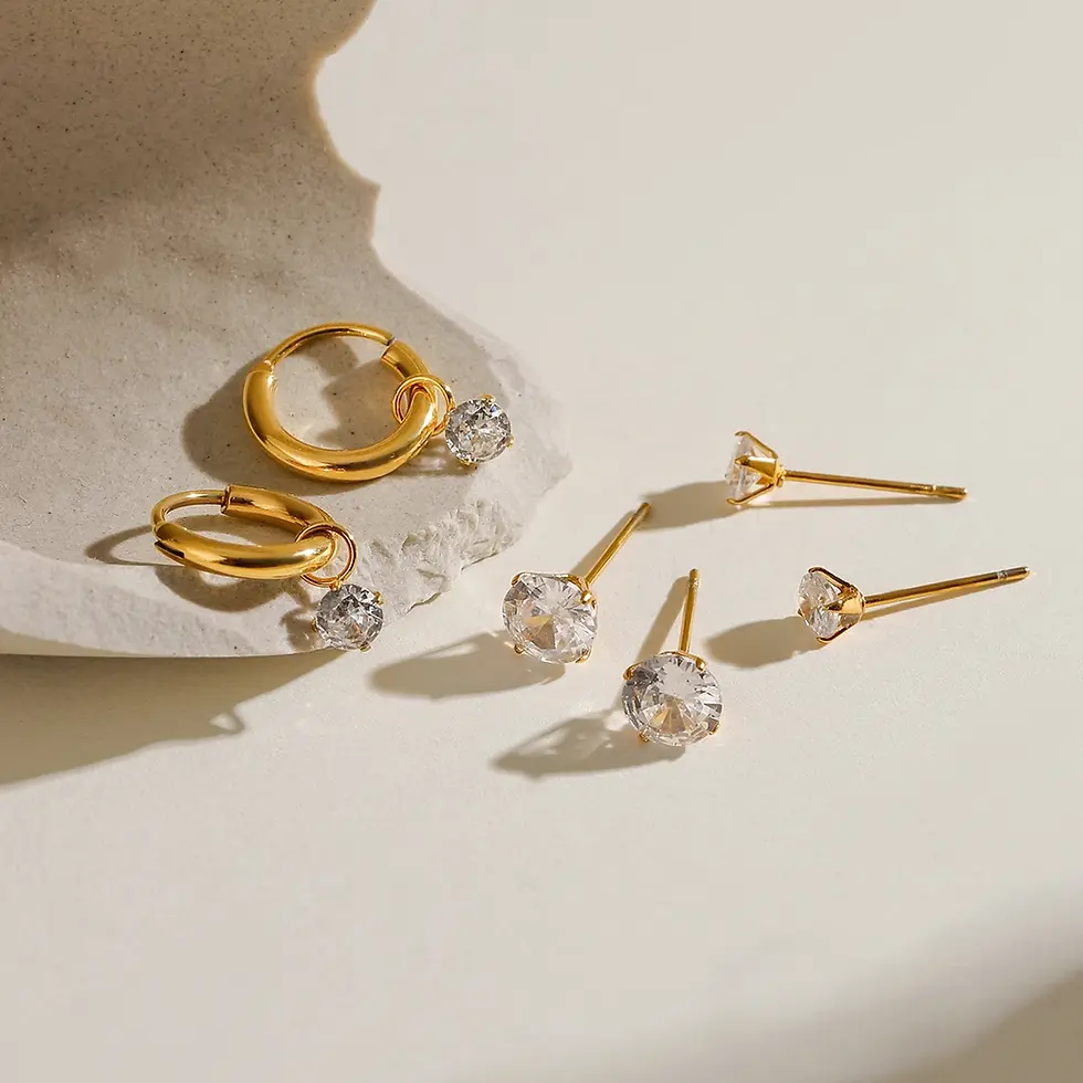 Miniatura: Set de aretes circones blancos