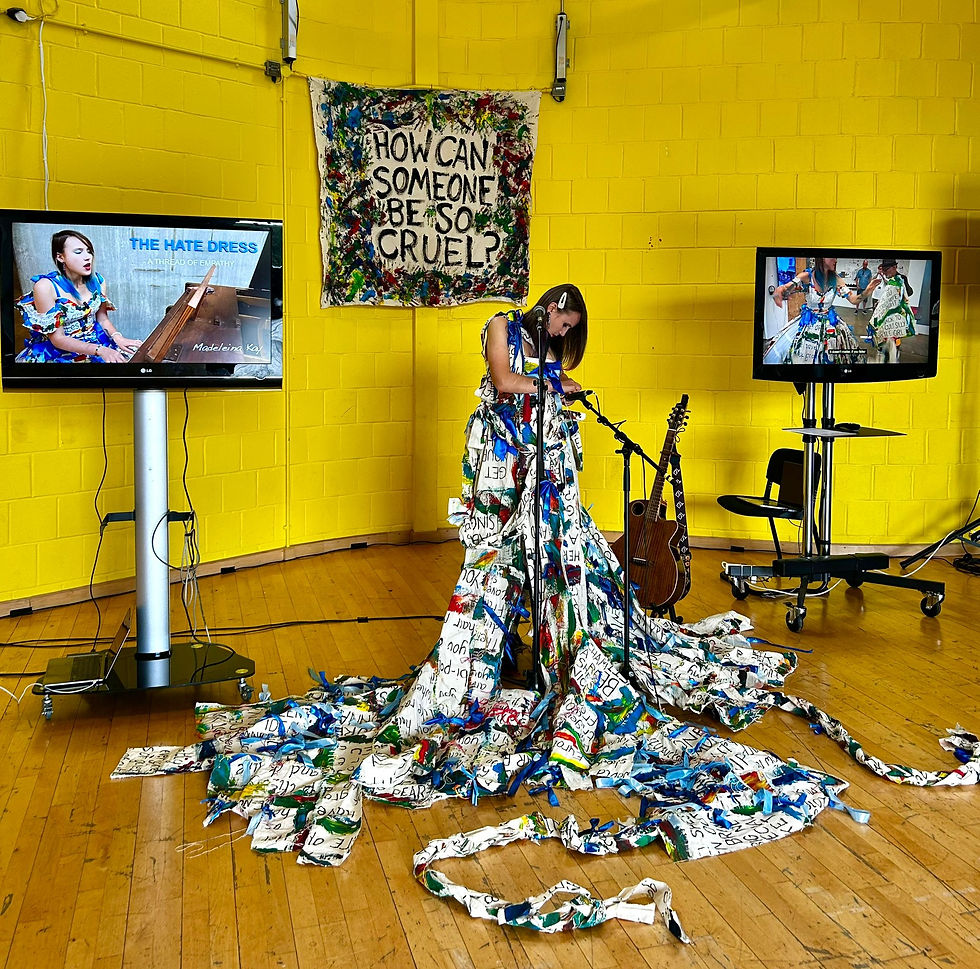 Performance at Emergency 25