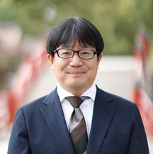 代表取締役 西 経歴
