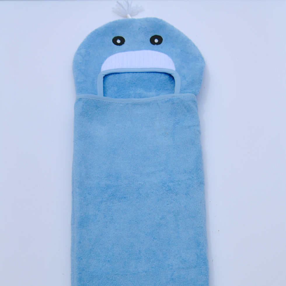 Thumbnail: Bamboo Rayon Whale Hooded Turkish Towel: Baby