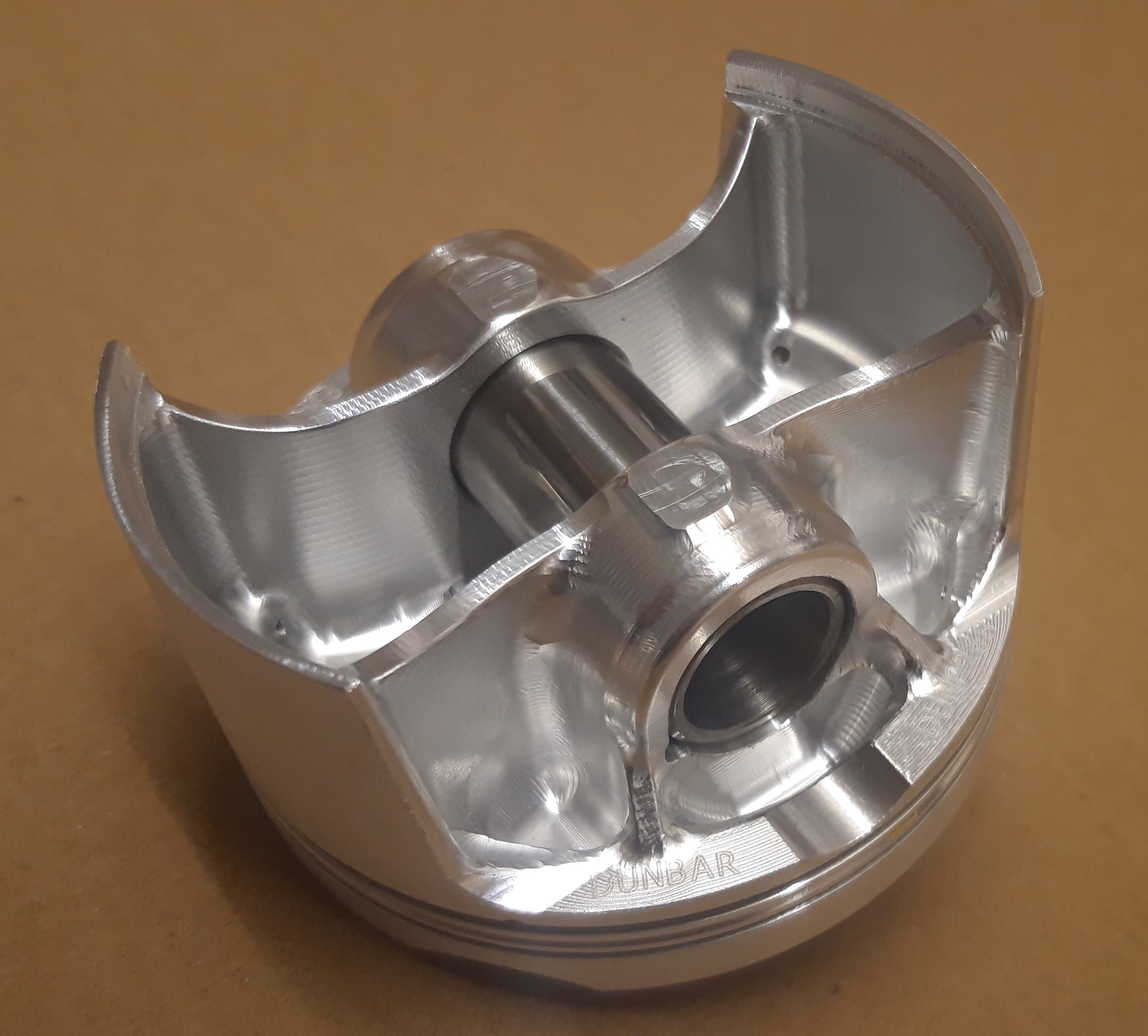 Kawasaki ZXR Pistons; Dunbar Race Engineering
