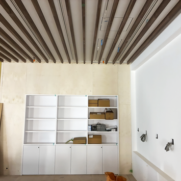 ECLIPSE（エクリプス）で施工中の内装工事の様子