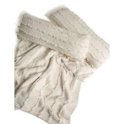 barefoot dreams pillow