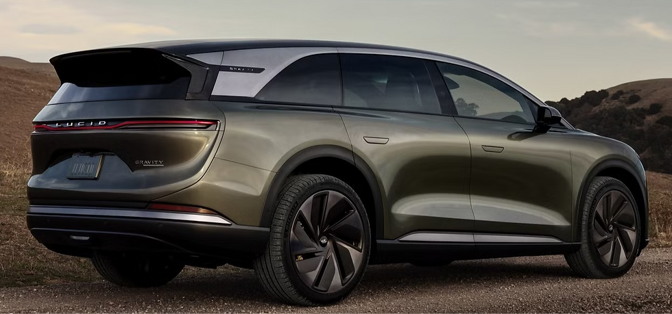 lucid-motors-gravity-suv-aurora-green-me