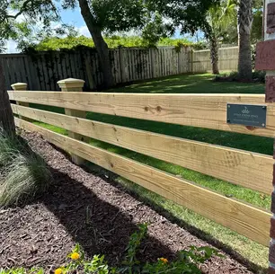 Rustic Fence Trends: The Lowcountry Charm of Farm and Split Rail Styles in Charleston, SC