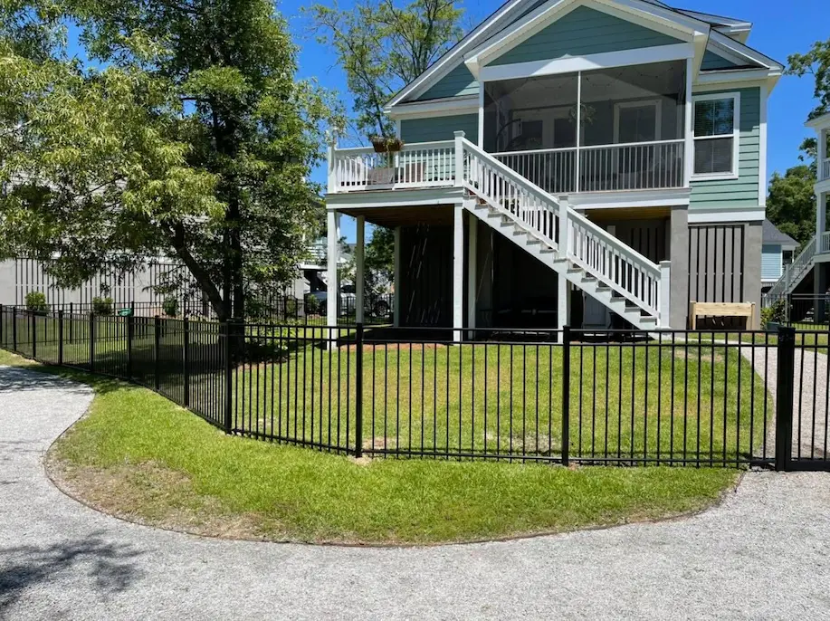 Aluminum Fence Installation 