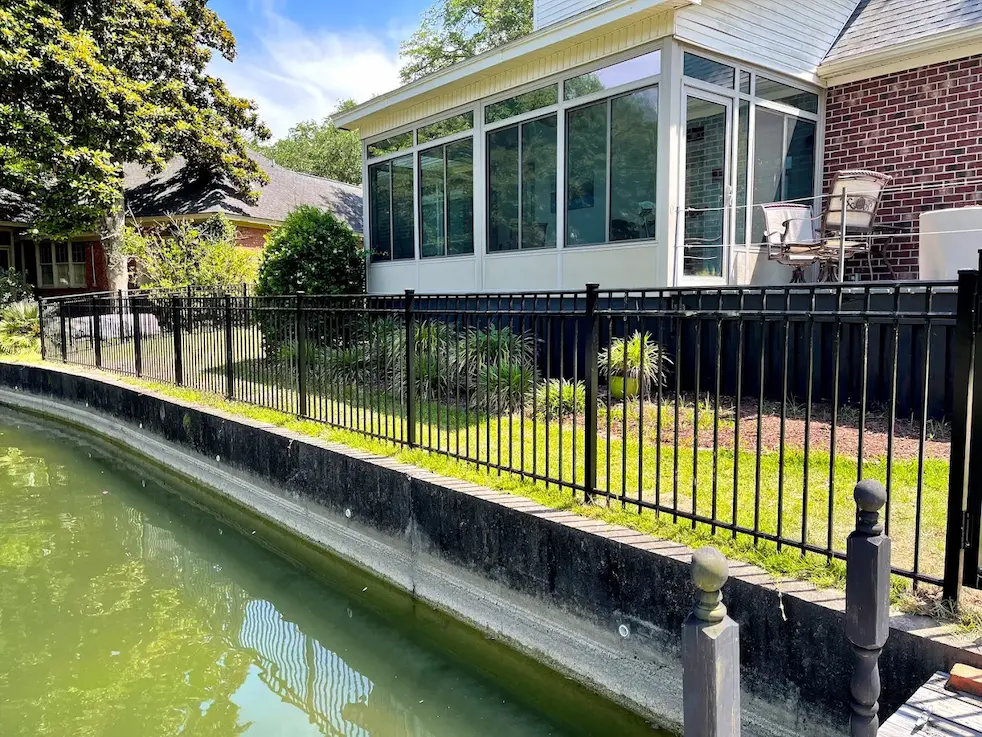 Aluminum Fence Installation 