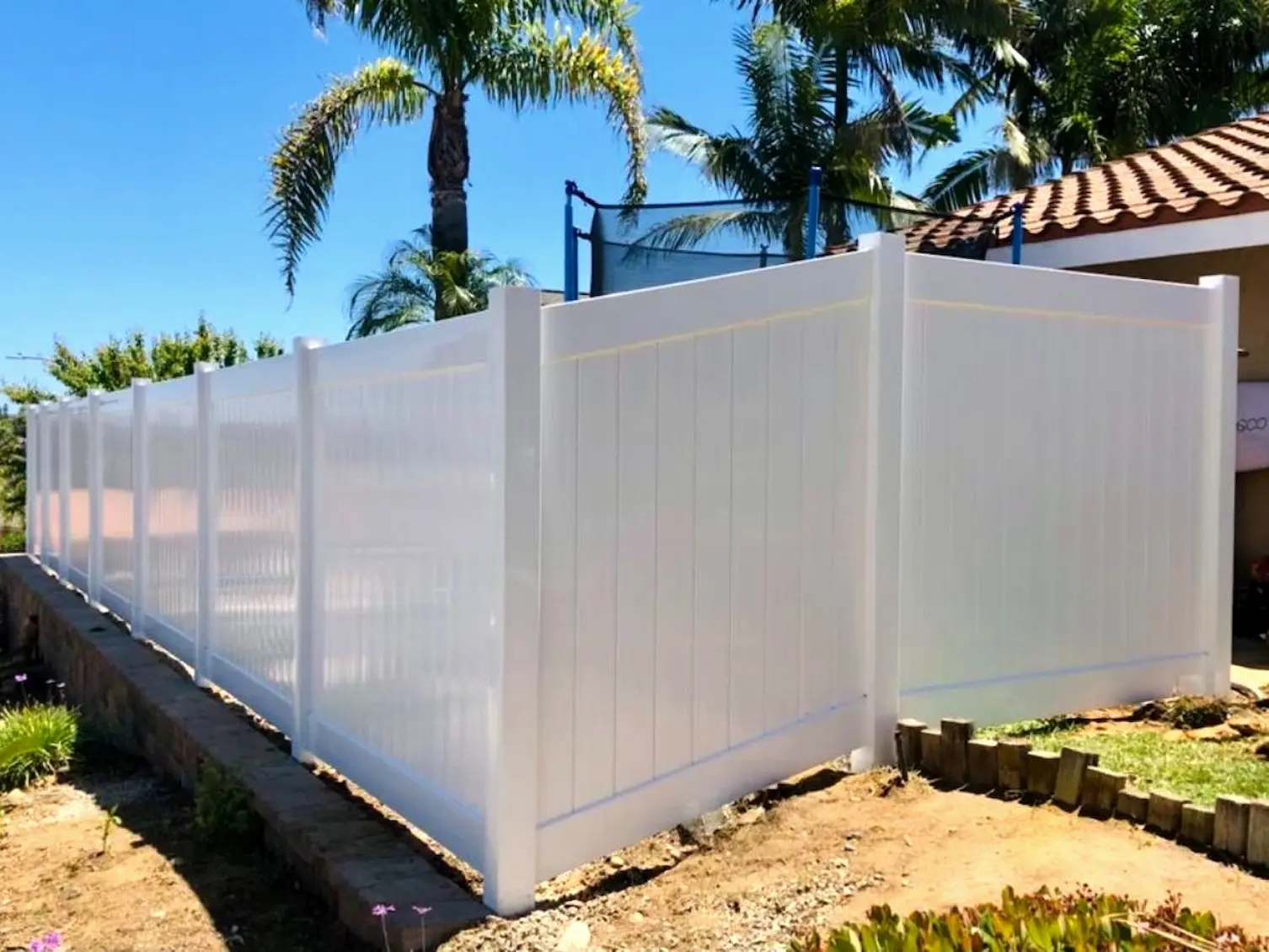 Vinyl Fence Installation 