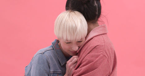 monki_hugtrench_cozycollar02