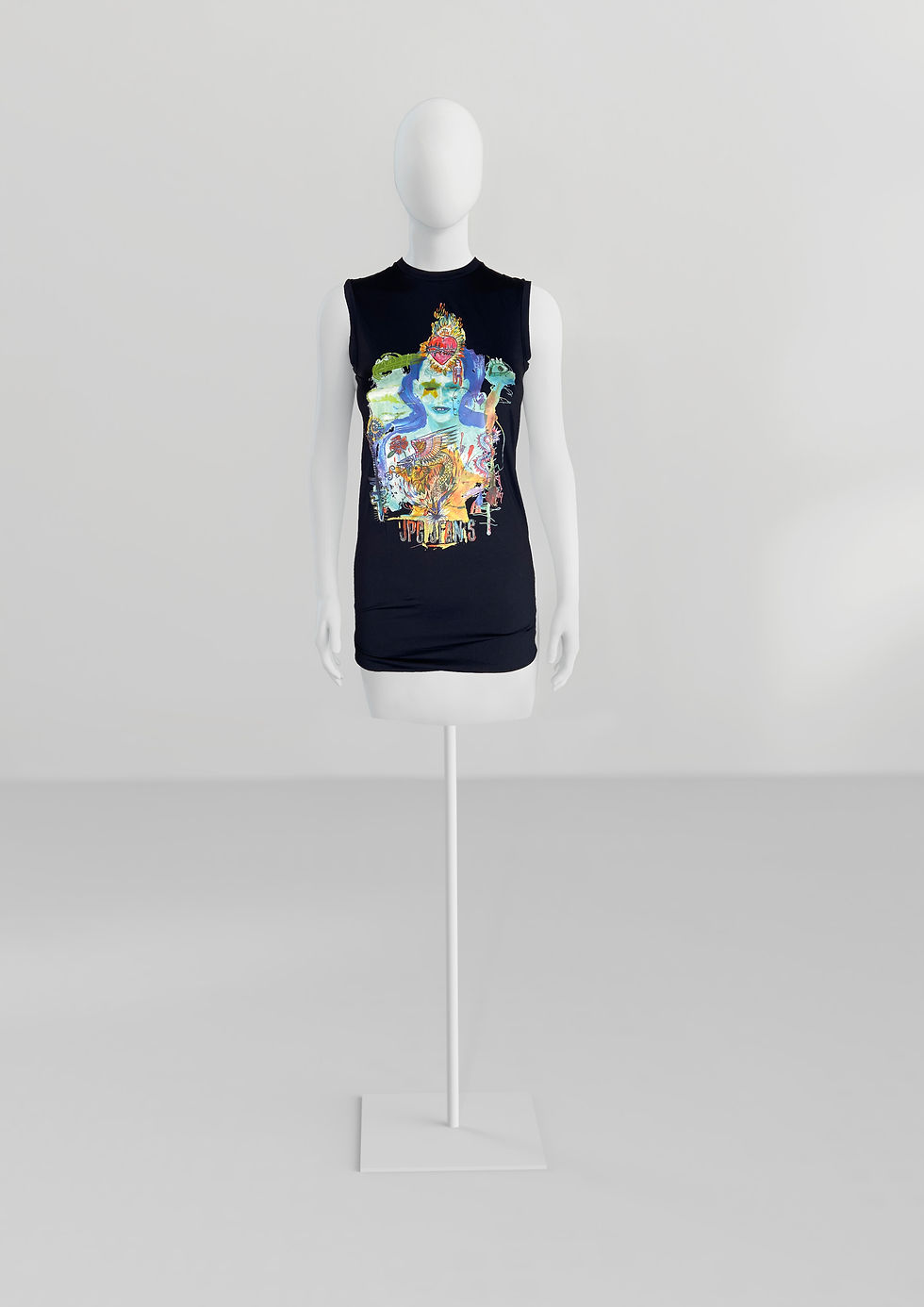 Thumbnail: JEAN PAUL GAULTIER