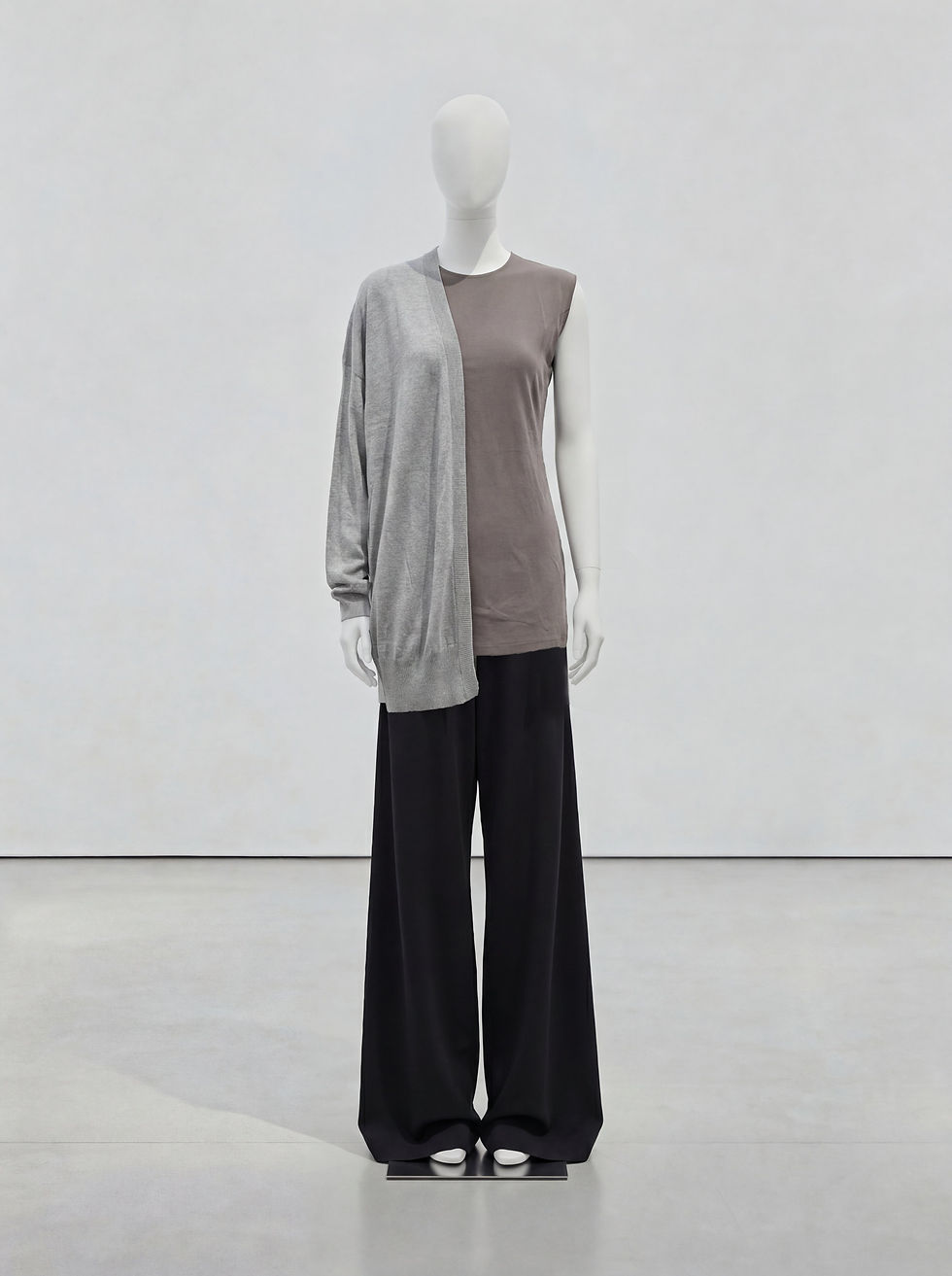 Thumbnail: MAISON MARTIN MARGIELA SS 2011