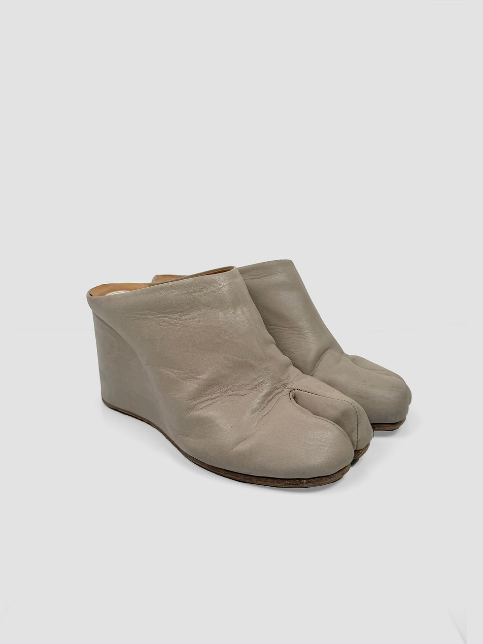 Thumbnail: MARTIN MARGIELA